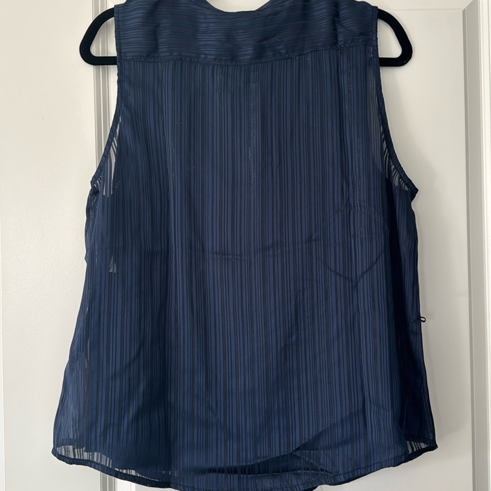 For All Mankind Women's Sparkle Ruffled Sleeveless Top, loose fit no b… - Picture 3 of 4